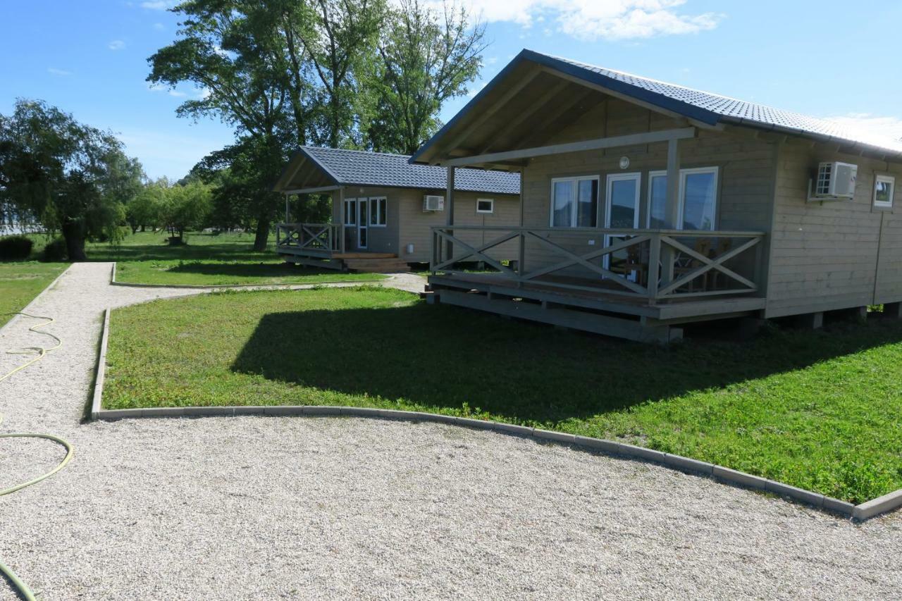 Napsugar Club Es Panzio Bed and Breakfast Fonyód Buitenkant foto